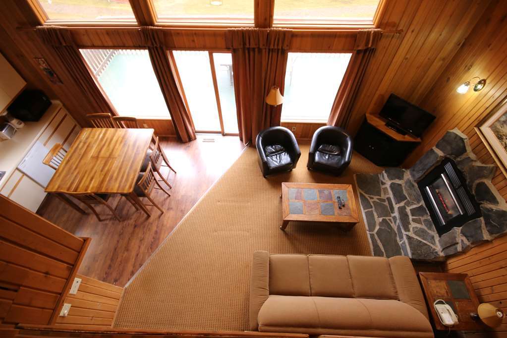 Banff Gate Mountain Resort Canmore Room photo