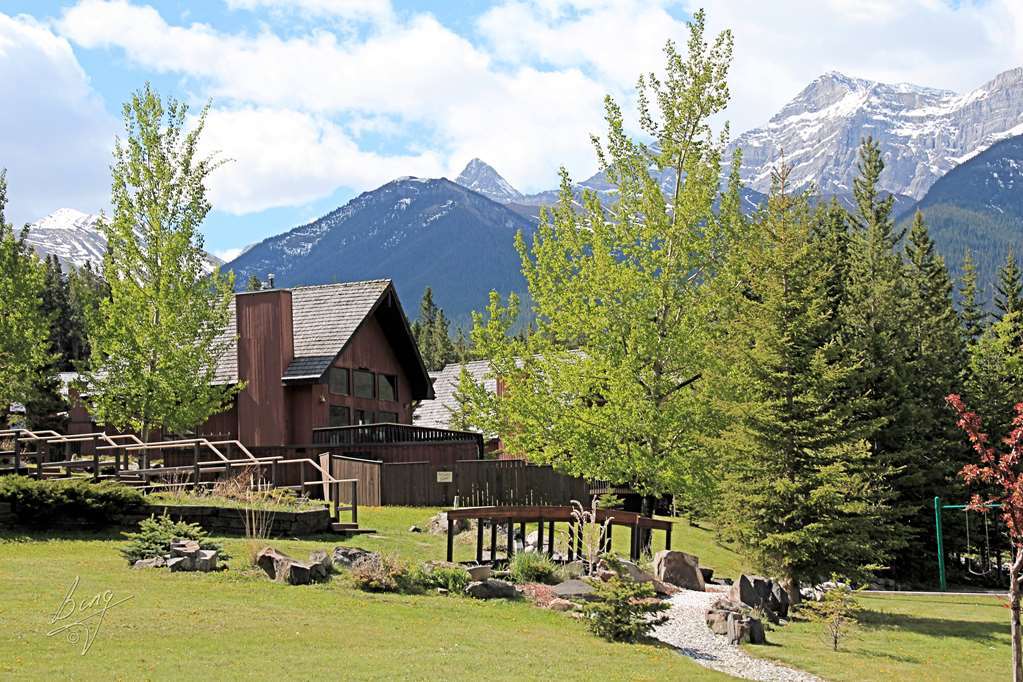Banff Gate Mountain Resort Canmore Exterior photo